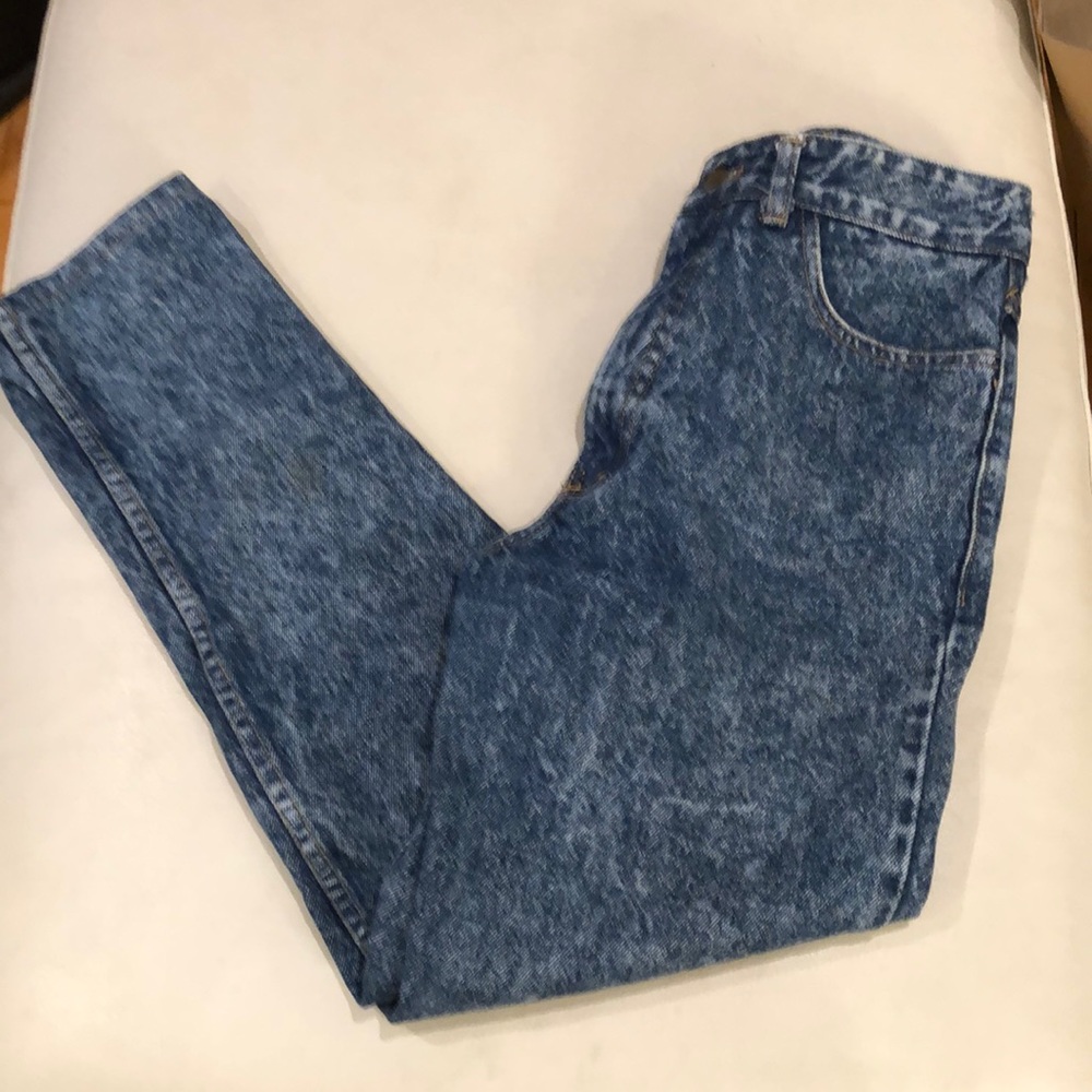 Guess blue denim mom jeans